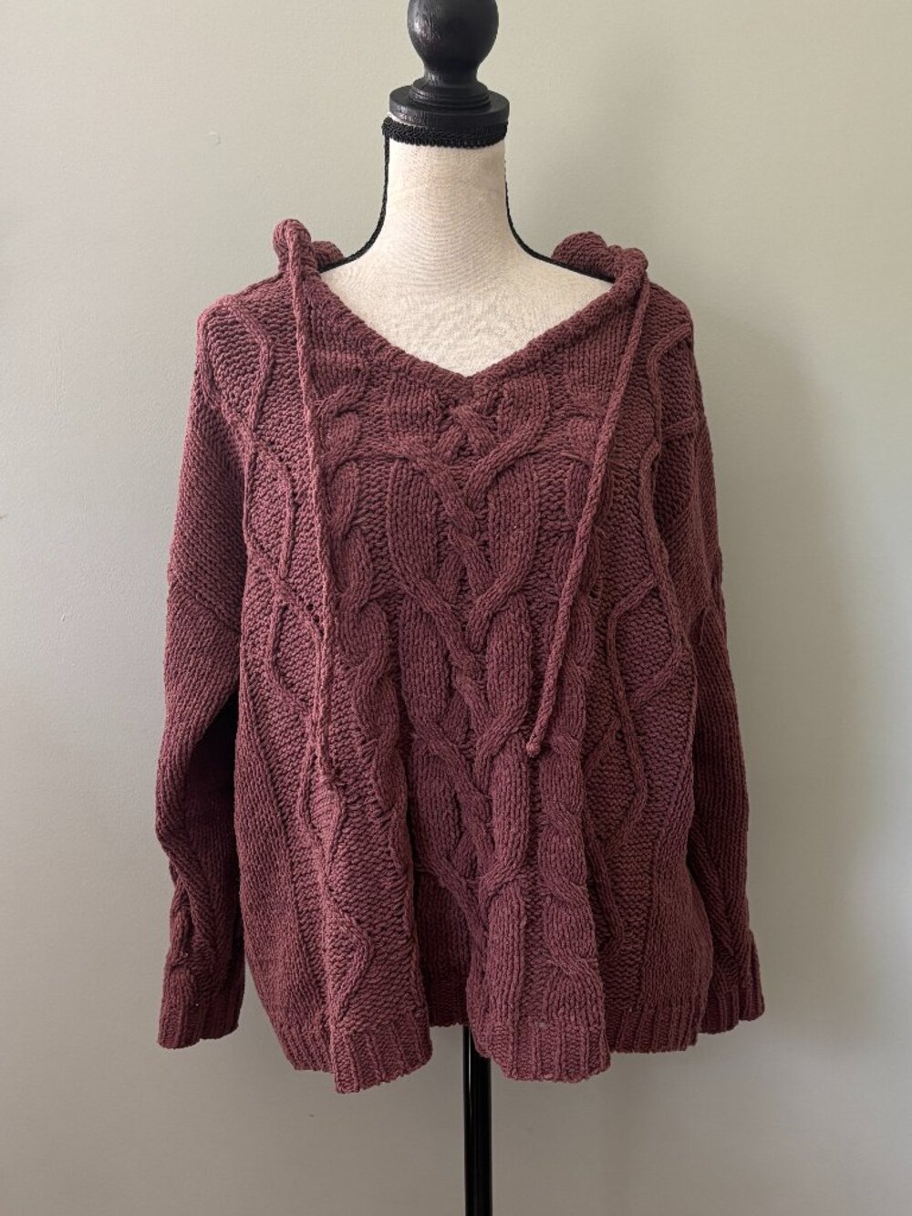 2Sable Mauve Chunky Cable Knit Hooded Sweater M Like New